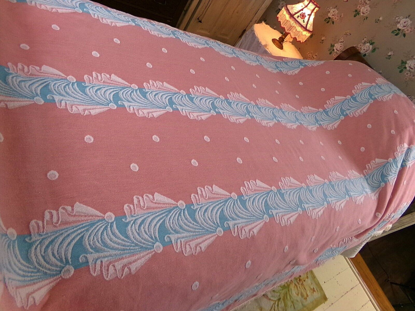 old hollywood regency style Vintage woven bedspread, pink fieldcrest twin coverlet
