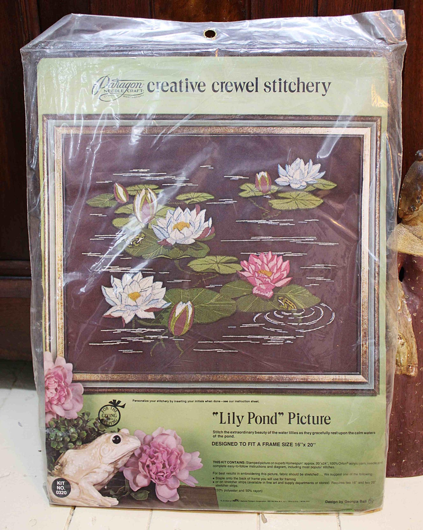 LILY POND Vintage Paragon Needlecraft CREWEL Embroidery Stitchery Kit #0320, Tranquil Water Lily Design by Georgia Ball
