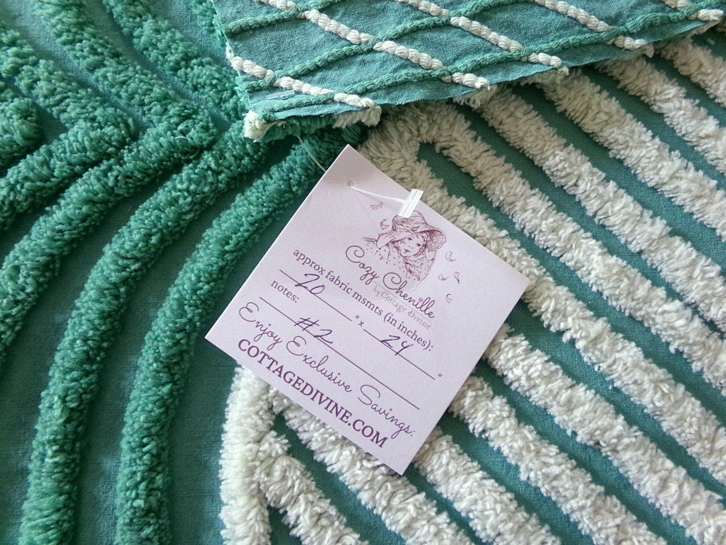Drama Green Vintage Chenille Fabric, Powerful Swooping Wave Scallops, 20" x 24" inch piece, Great in Quilts, Wall Hangings