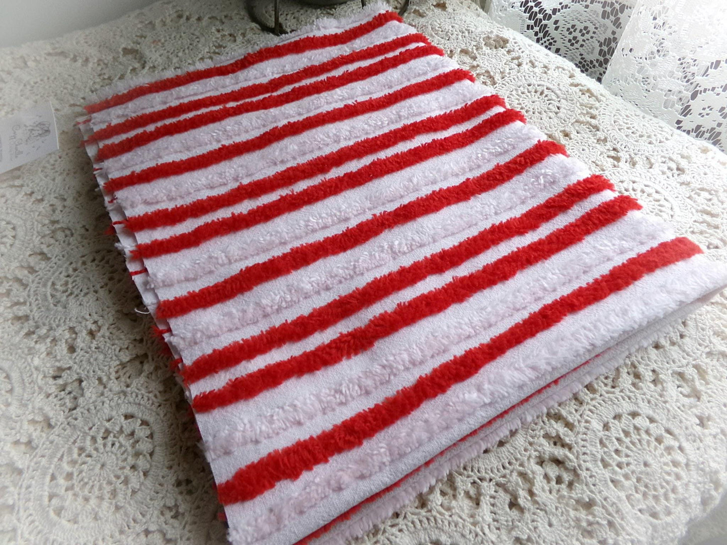 candy cane striped chenille fabric, red & white stripe vintage sewing material for Christmas stockings, holiday crafts, 18" x 24" piece