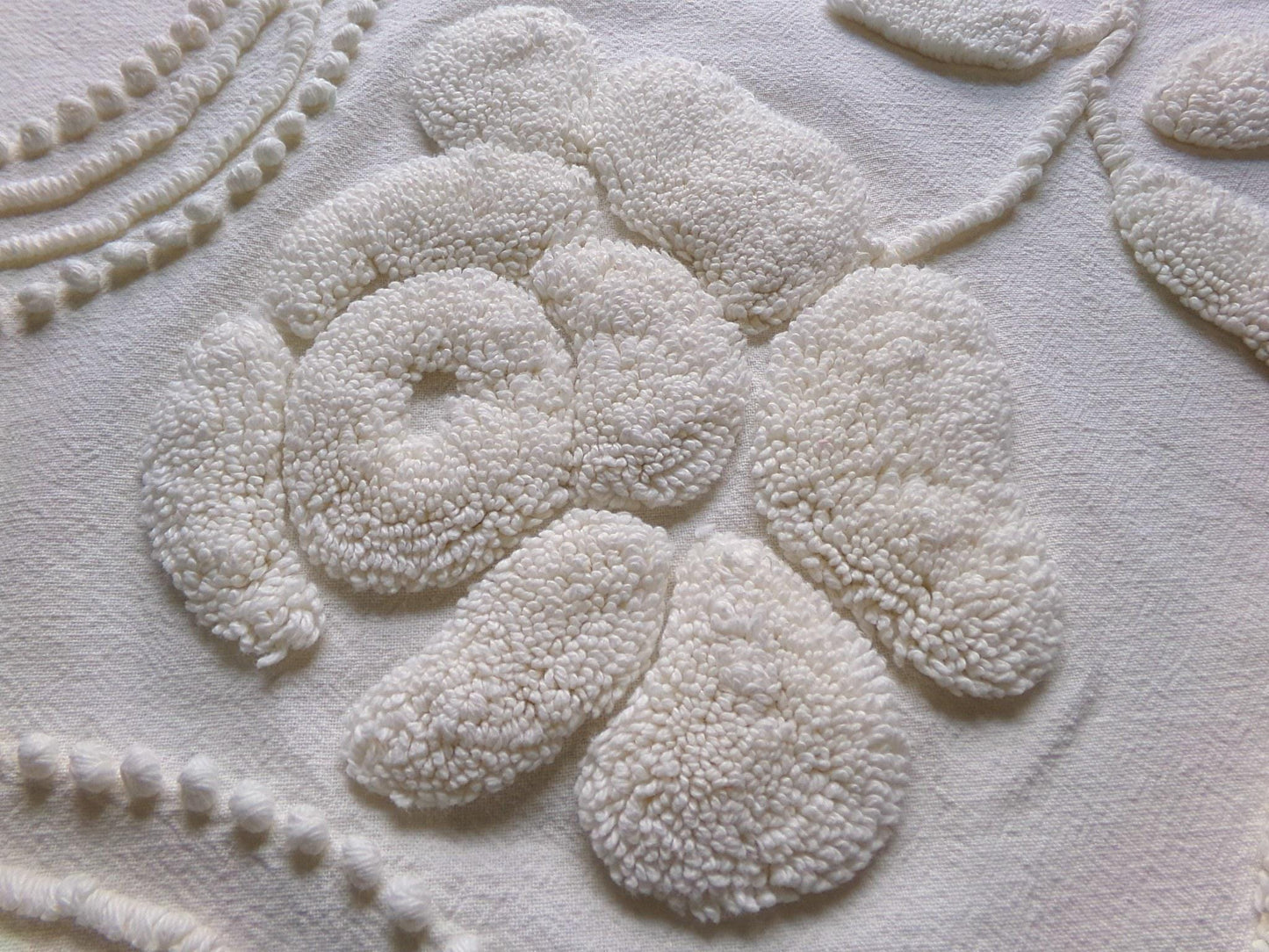 stylized ivory roses vintage chenille fabric, 100% cotton 16" x 21" cut piece w/ sprawling heavily tufted rose design for crafts, sewing