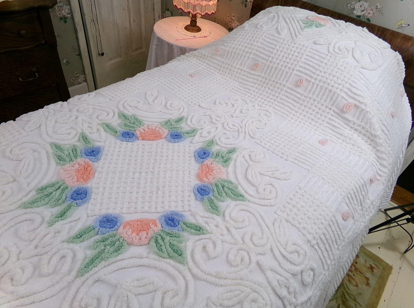 roses in winter vintage chenille bedspread, white cotton summer coverlet, classic cottage style full size bedding
