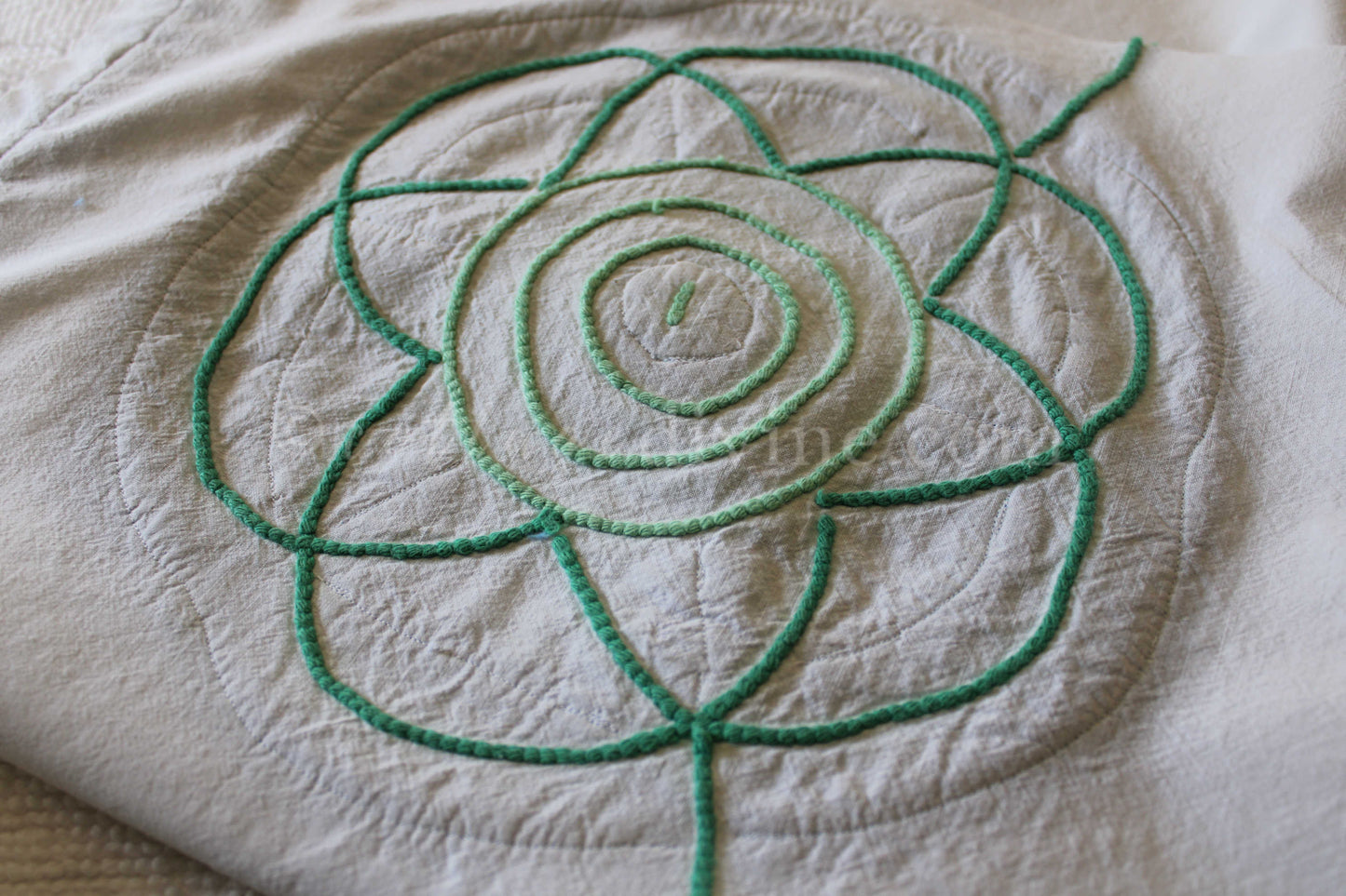FlOwEr PoWeR Mod Vintage White Chenille Fabric, Striking 19" x 26" inch piece, Handmade
