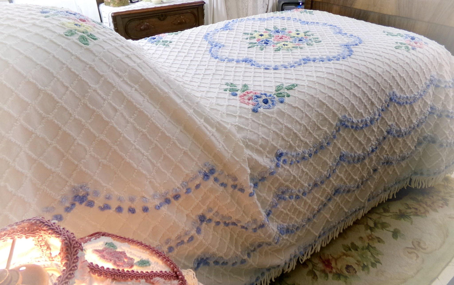 cottage classic vintage chenille bedspread, springtime flowers on white with fringe trim, full size cotton bedding