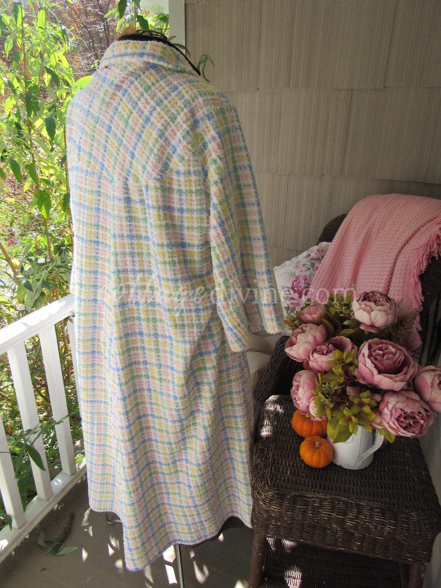 Grandma's Cozy Chenille Housecoat PLAID Vintage Chenille Robe 1960s Style Bathrobe, S/M