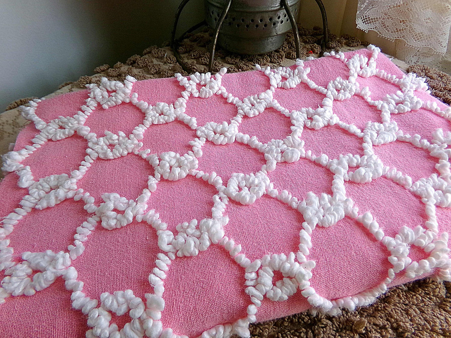 Chain Link Pink & White Vintage Chenille Fabric, Bates Texturized Needletuft Design, 18" x 24" inch Lightweight Piece