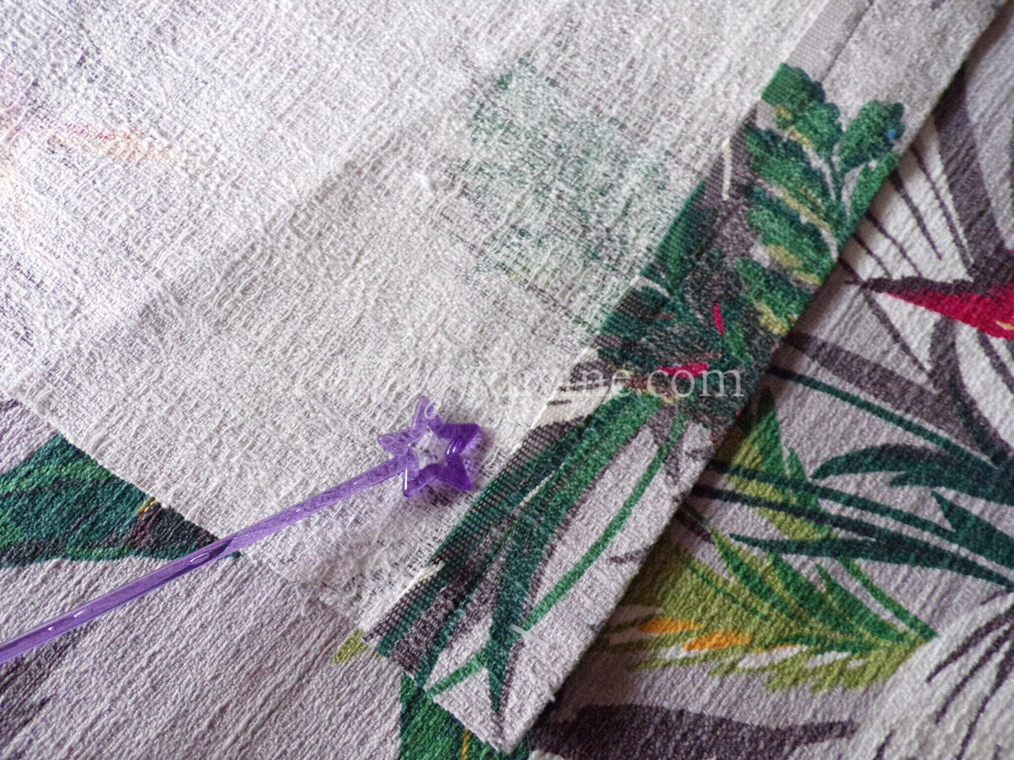 Vintage HUMMINGBIRDS in Flight Barkcloth Fabric Piece, Great Tropical Vibes, 19" x 39" inches, Ideal for DIY Pillows, Wall Art, #2