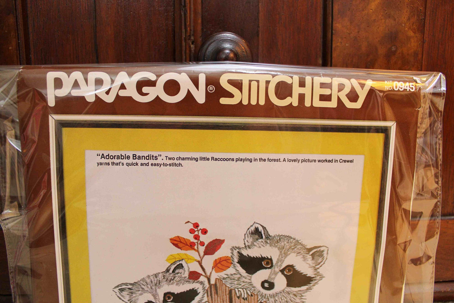ADORABLE BANDITS Vintage Paragon Needlecraft CREWEL Embroidery Stitchery Kit #0945, Cute Woodland Raccoons, a Georgia Ball Design