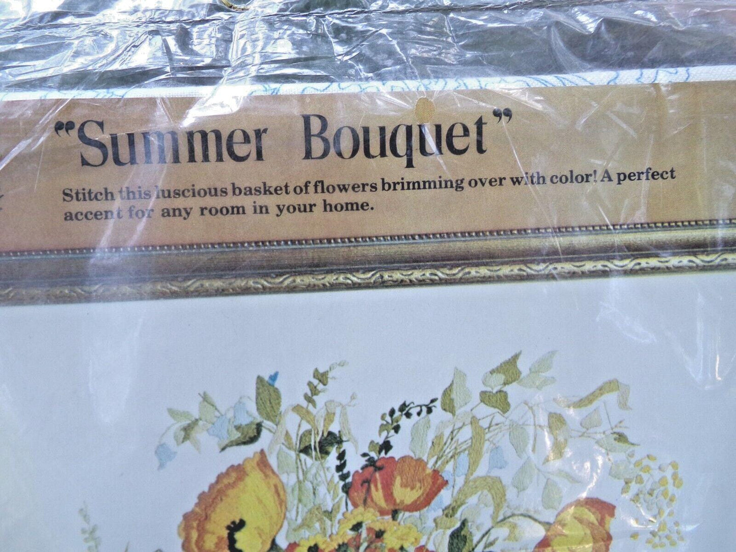 SUMMER BOUQUET Paragon Crewel Embroidery Kit 0516 Vintage Boho Floral Stitchery