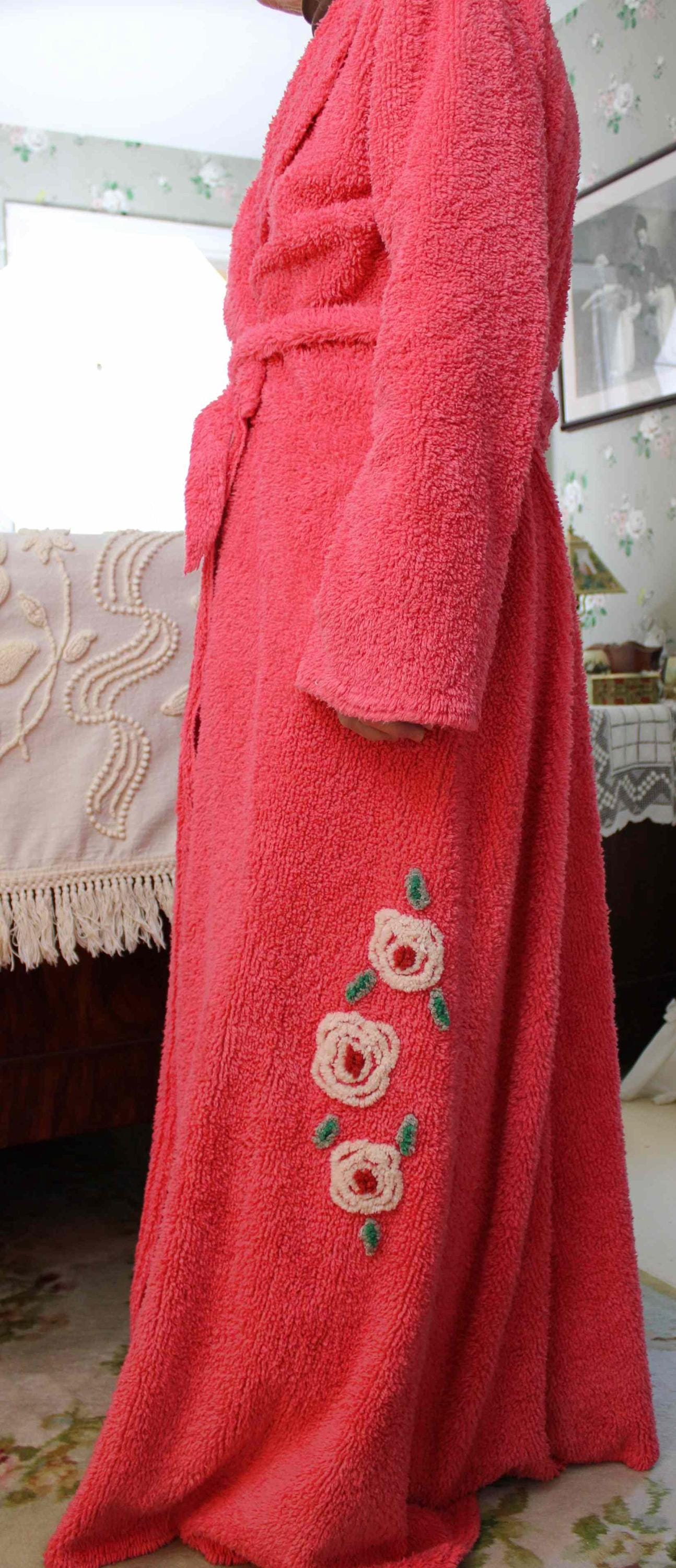 Gorgeous Vintage Style Chenille Robe, Deep Rose Fan Motif Old Hollywood Style Women's Bathrobe, Flattering Fit & Flare Silhouette, S/M