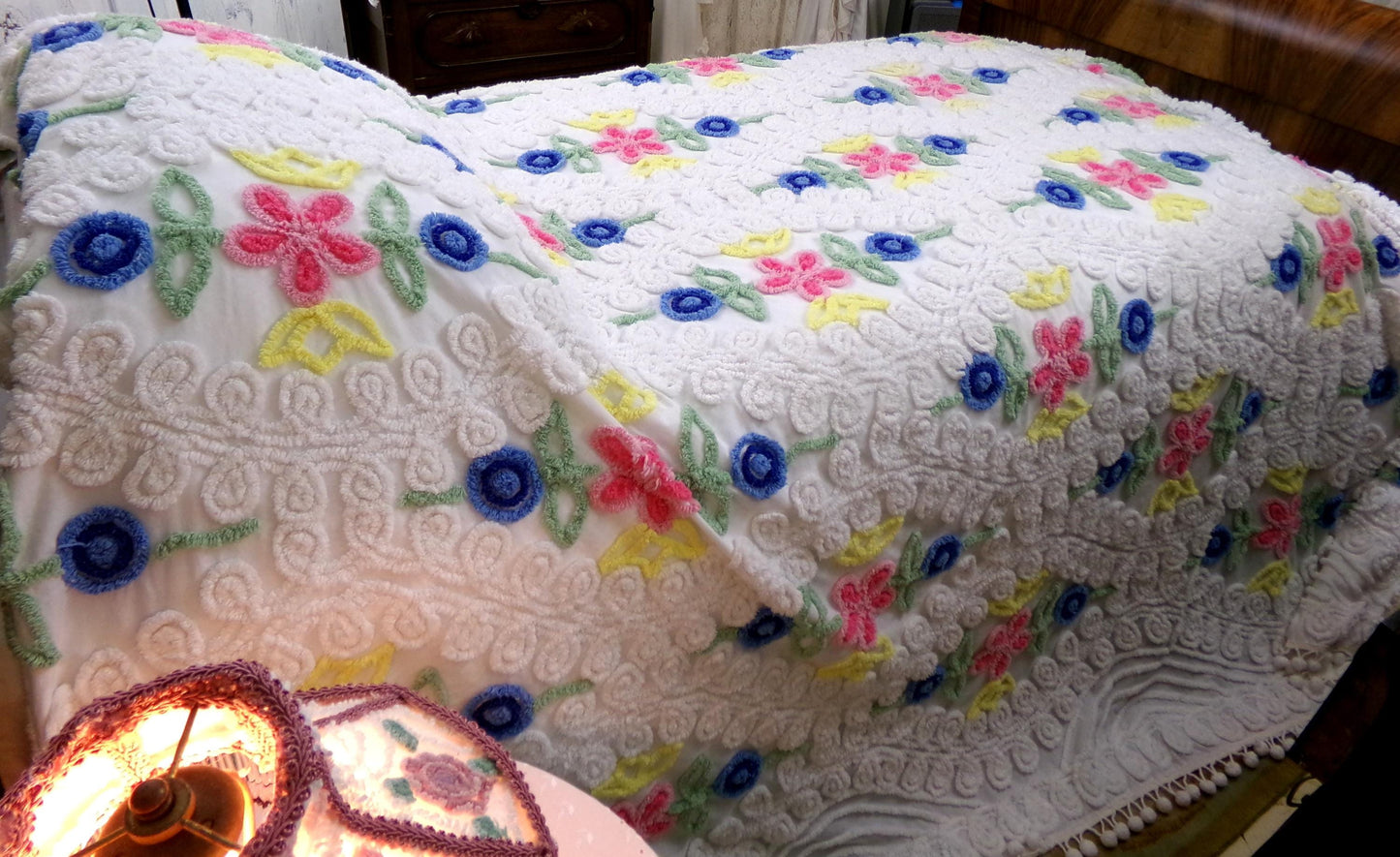 Vintage Canyon Group Chenille Bedspread: Full Size Cotton Blend Bedding, Made in USA