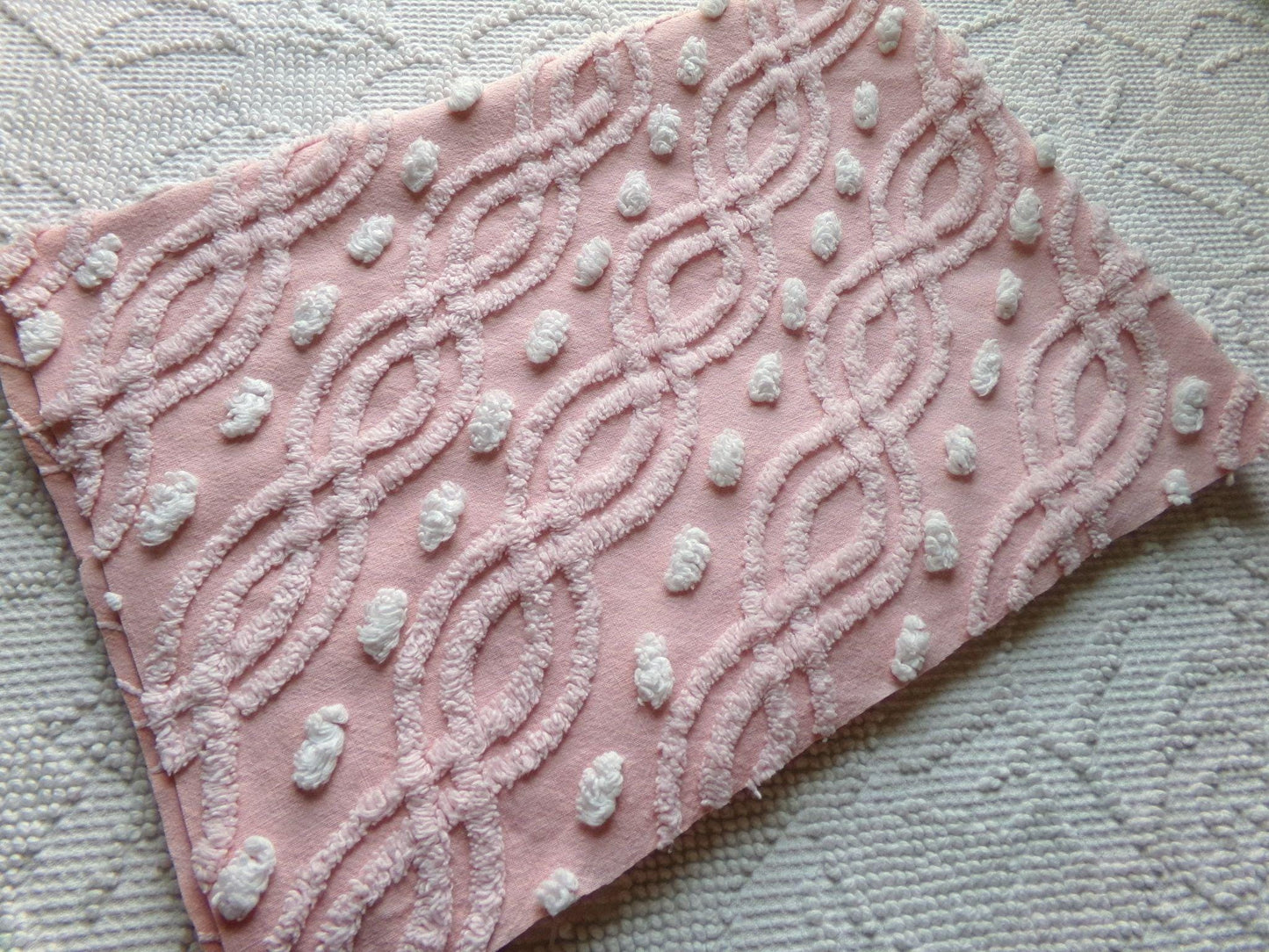 wandering eternity links vintage pink chenille fabric, contrast white pops, 17" x 25" piece for chenille quilts, pillows, fiber arts