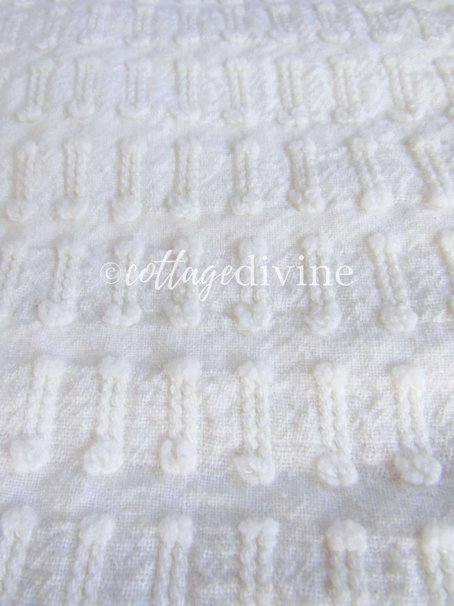Fresh White Buttons 'n Bows Vintage Morgan Jones Chenille Bedspread, Twin, NOS