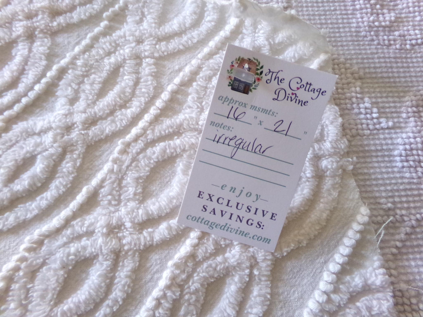angelic infinity links vintage chenille fabric, lovely sewing material with great texture & presentation, 16" x 21" inch piece