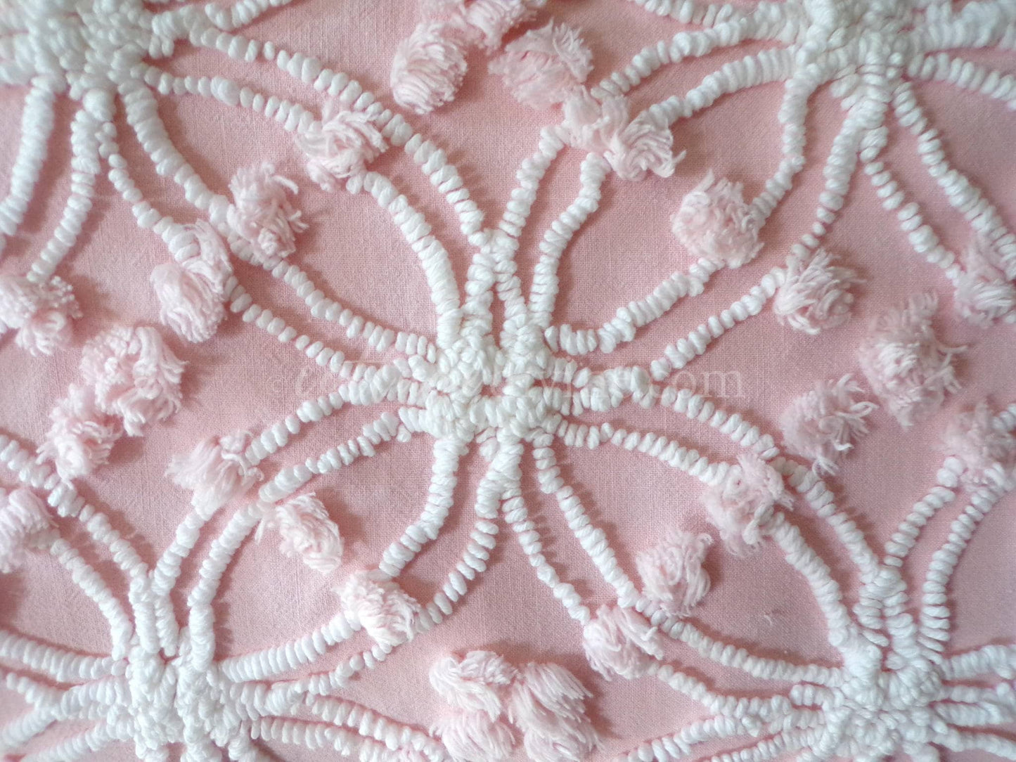 Pretty Peachy Pink Vintage Chenille Fabric Piece, Spider Ring Overtufted Pop Design, Pretty in Quilts & Pillows, 27" x 18" Sewing Material