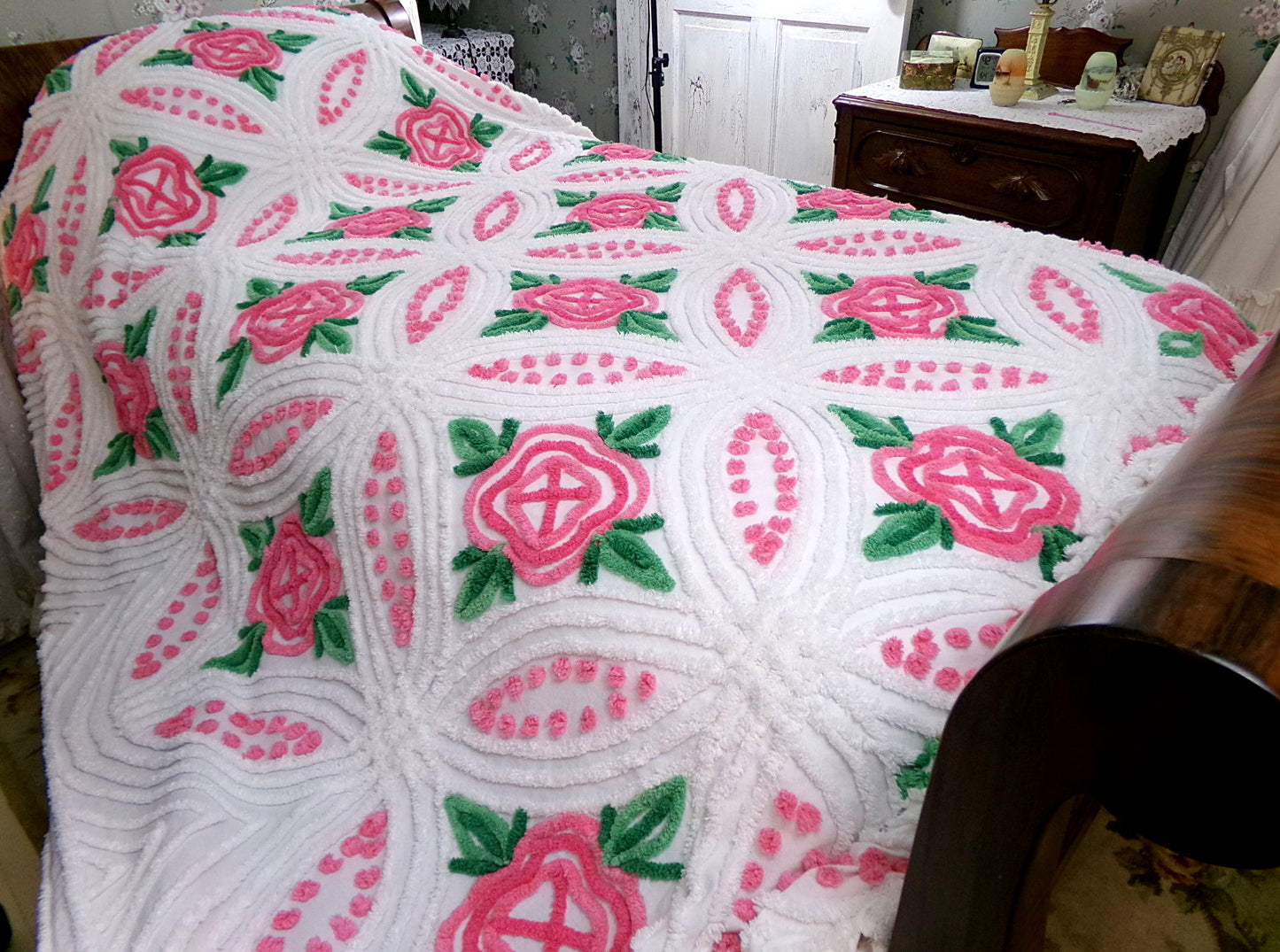 princess pink rose vintage chenille bedspread, cabbage roses on white with pom pom trim, 100% cotton full size cottage bedding