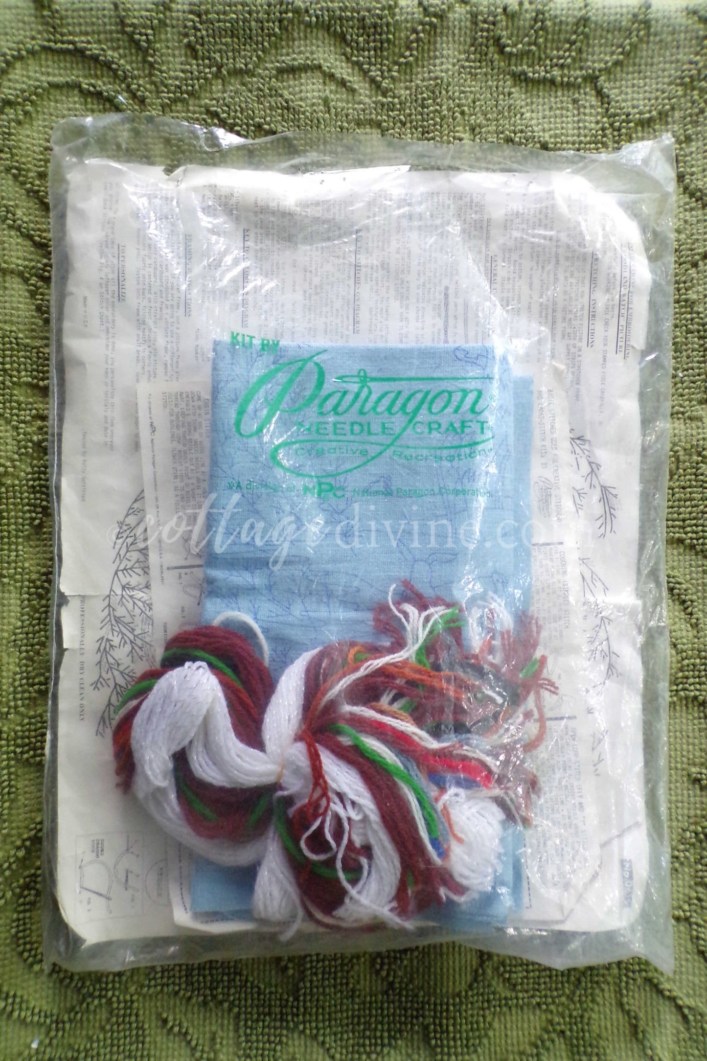 Whimsical WOODLAND WATCH Nature Crewel Stitchery Kit, Winter Wonderland, Vintage 0615 Paragon Needlecraft Embroidery by Polly Gottfried