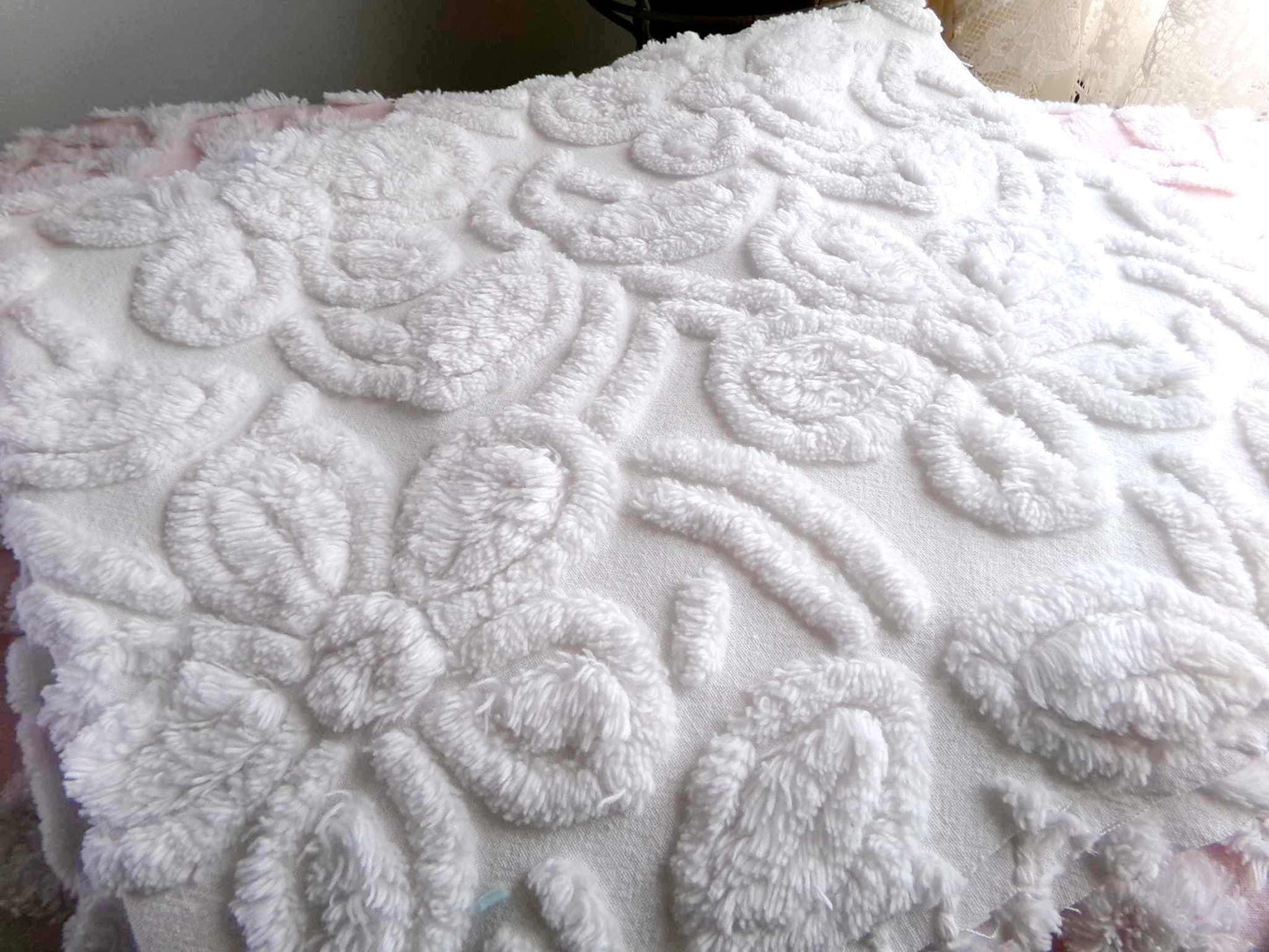 Precious Big Daisy Chenille Fabric, Vintage White Floral Cotton Sewing Material, 20" x 24" inch Piece for Quilting, Pillows & Crafts