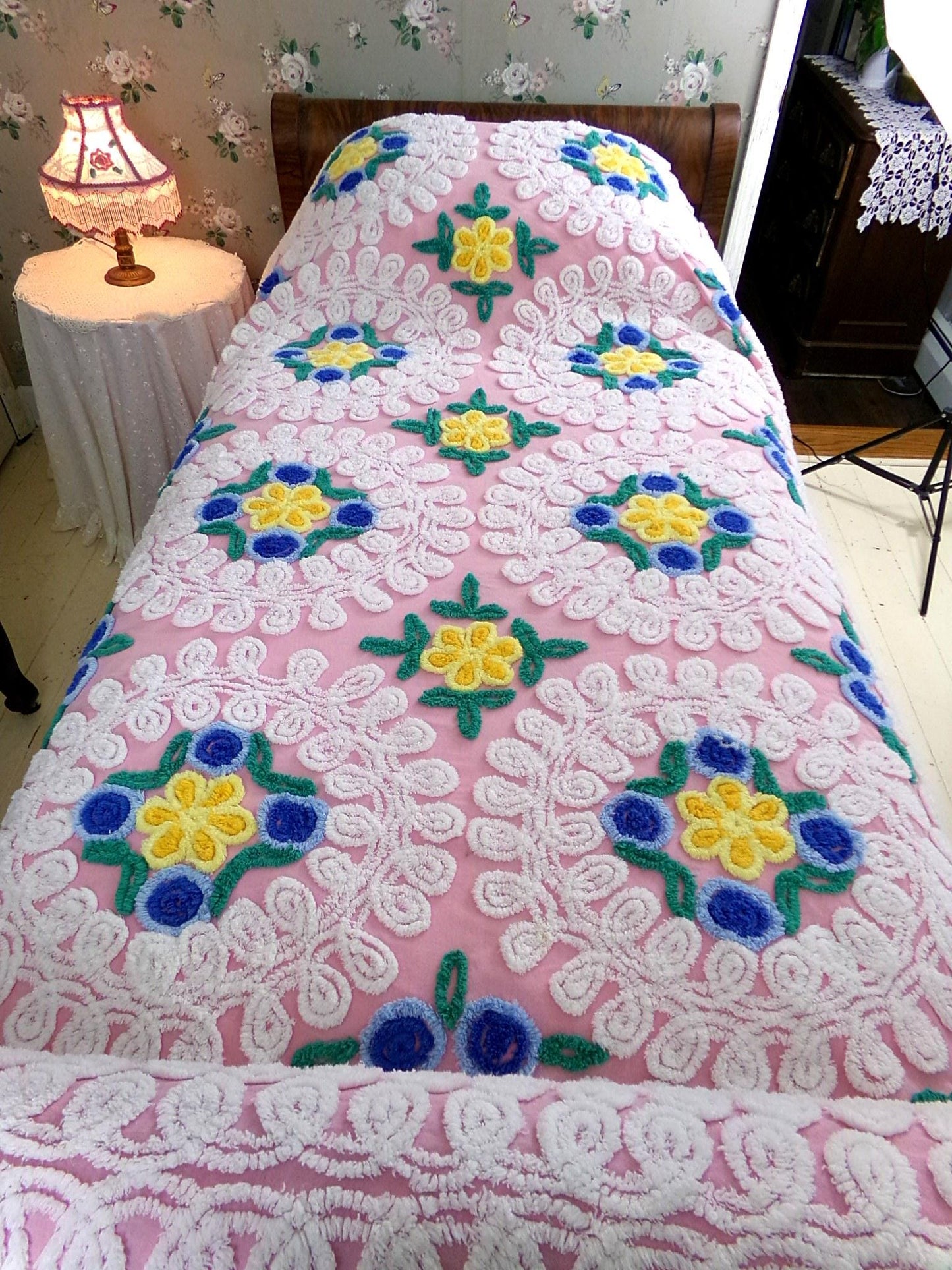 shabby plush pink vintage chenille bedspread, popular wedding cake florals, retro cottage glamour full size bedding