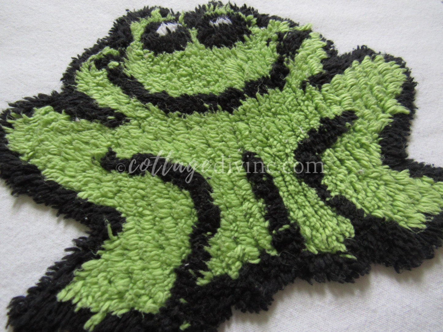Adorable Happy Frog Retro Vintage Novelty Chenille FABRIC PIECE, 12.5" square