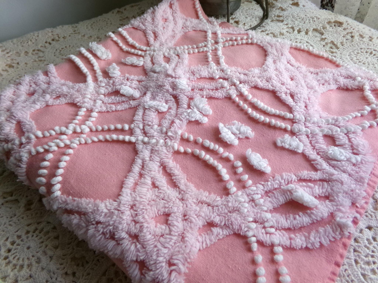 infinity links vintage chenille fabric, beautiful rose pink pearl pop design, 21" x 18" piece of cotton sewing material for pillows & quilts