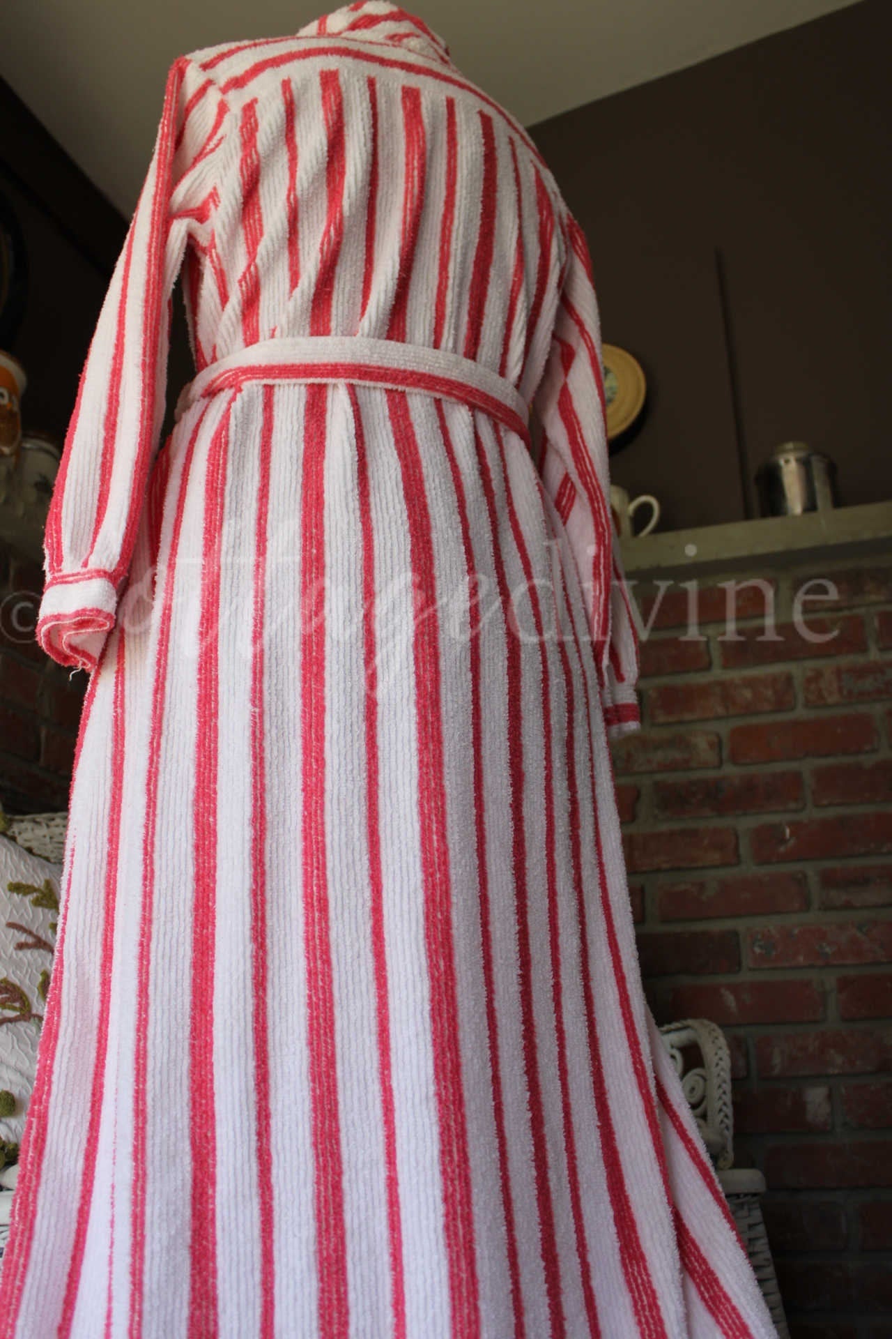 Feminine Flattering Vintage Chenille Robe, Siren Red & White Stripes Bathrobe, Ladies Size S, Lightweight Summer Cotton Blend