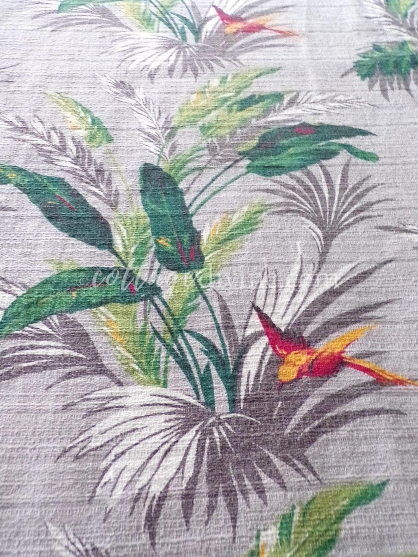 Vintage HUMMINGBIRDS in Flight Barkcloth Fabric Piece, Great Tropical Vibes, 19" x 39" inches, Ideal for DIY Pillows, Wall Art, #2