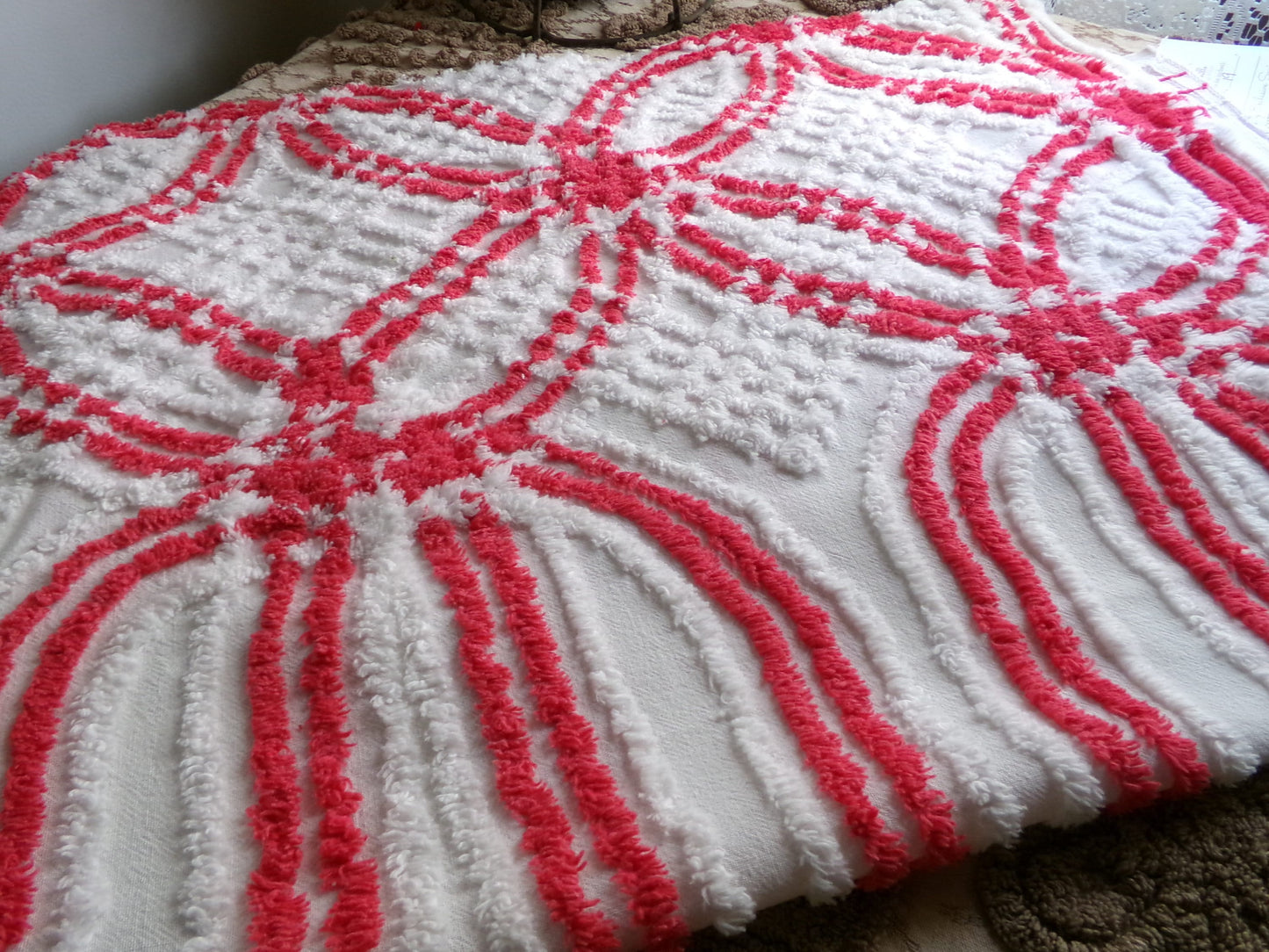 red & white vintage chenille fabric in wedding ring cathedral stripe design, 19" x 29" inch irregular piece of sewing material
