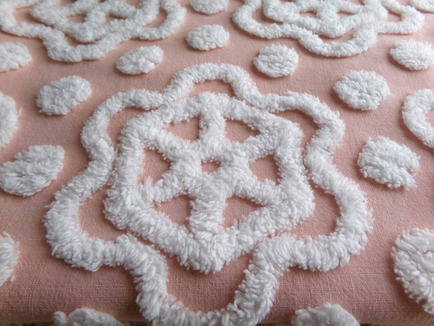 fairytale daisy dots vintage chenille fabric, beautiful white spoked daisies on rose pink cotton, 20" x 24" piece of sewing & quilt material