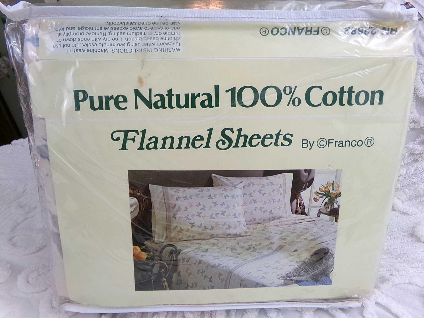 BUTTERFLIES Vintage FULL Flannel Sheet Set, Dreamy Butterfly Pattern, 1 Flat Sheet, 1 Fitted Sheet, 2 Pillowcases, Pure Natural 100% Cotton