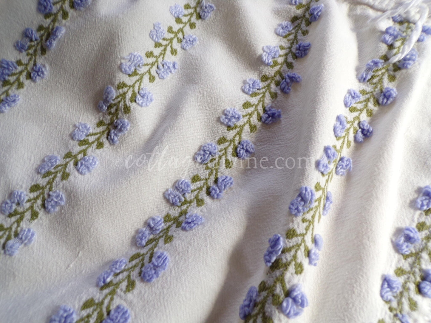 Romantic Ivy Rose Vintage Chenille Fabric, Fieldcrest Lavender Rosebud Design, 18" x 22" inch Piece, beautiful in handmade quilts