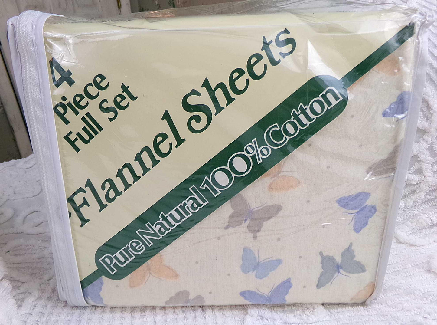 BUTTERFLIES Vintage FULL Flannel Sheet Set, Dreamy Butterfly Pattern, 1 Flat Sheet, 1 Fitted Sheet, 2 Pillowcases, Pure Natural 100% Cotton