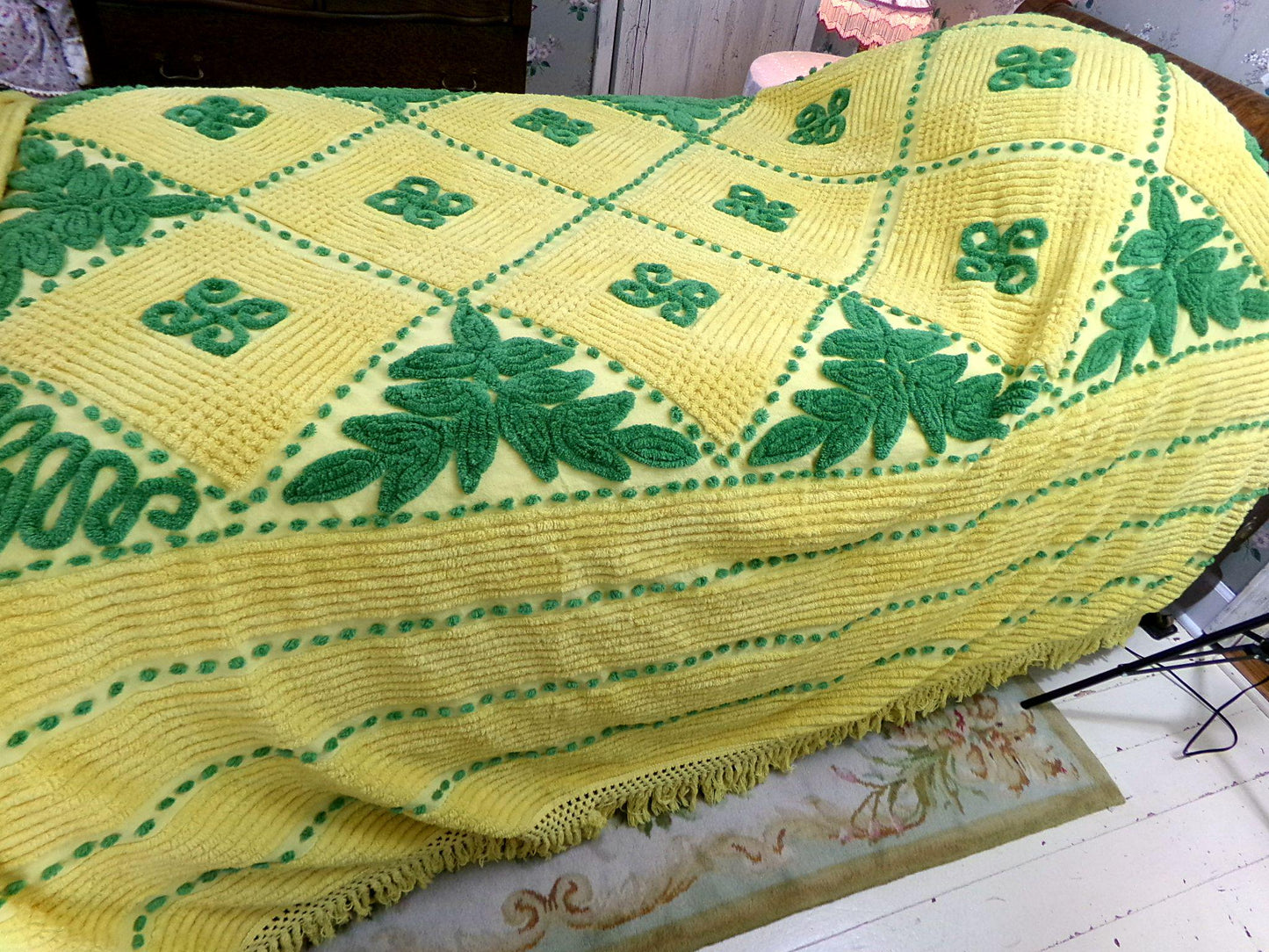 lucky leprechaun vintage chenille bedspread in mischievous emerald green & sunny yellow, plush cotton full size bedding with fringe