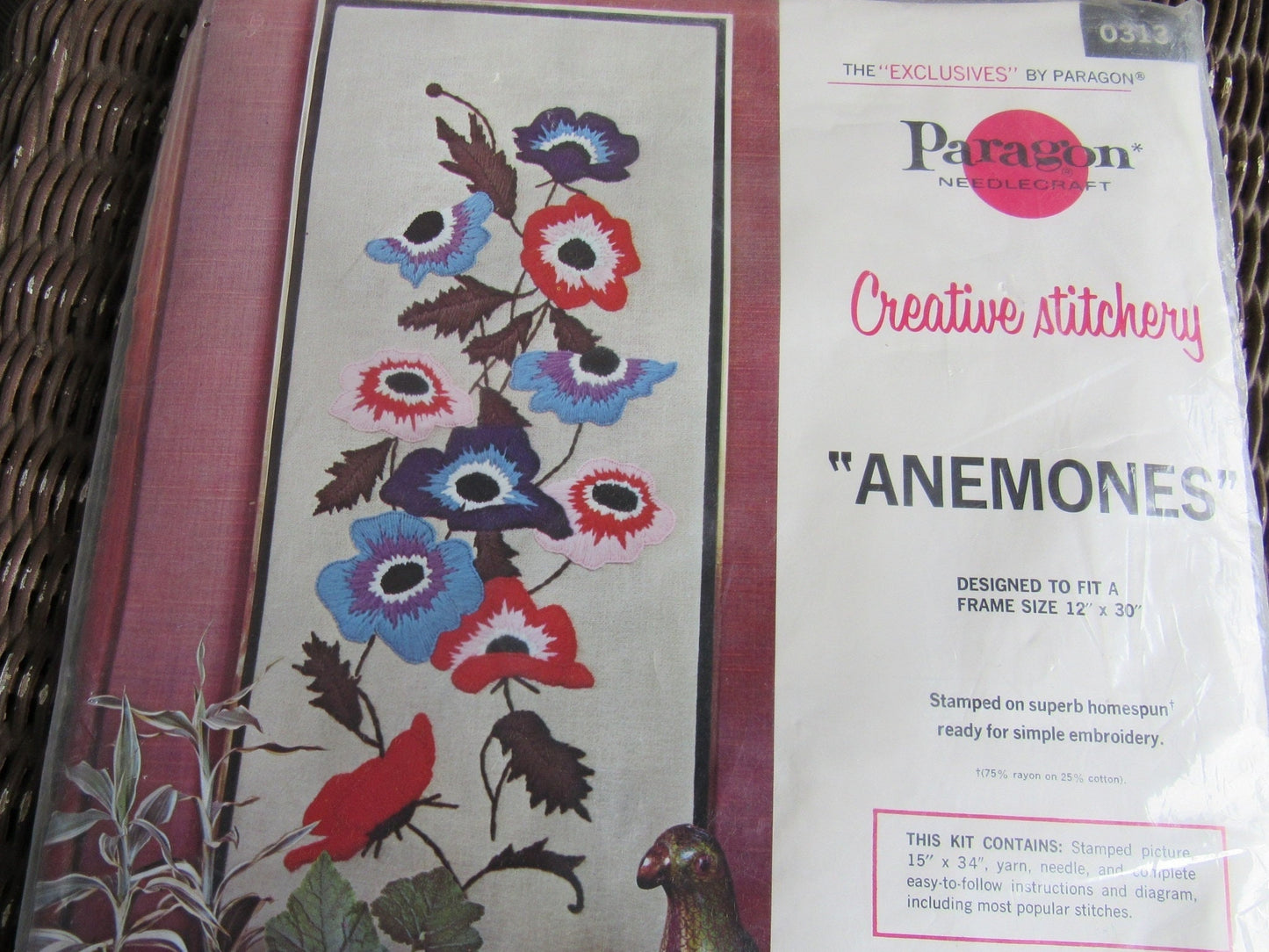 ANEMONES Paragon Crewel Stitchery Kit Vintage Embroidery Hippie Wallhanging # 0313