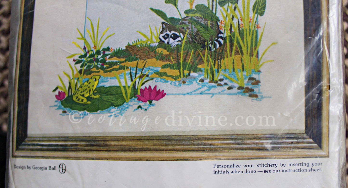 Vintage Wildlife Crewel Embroidery Kit, “Friends in the Forest...Raccoon†Paragon Needlecraft Stitchery, Kit# 0245, Design by Georgia Ball