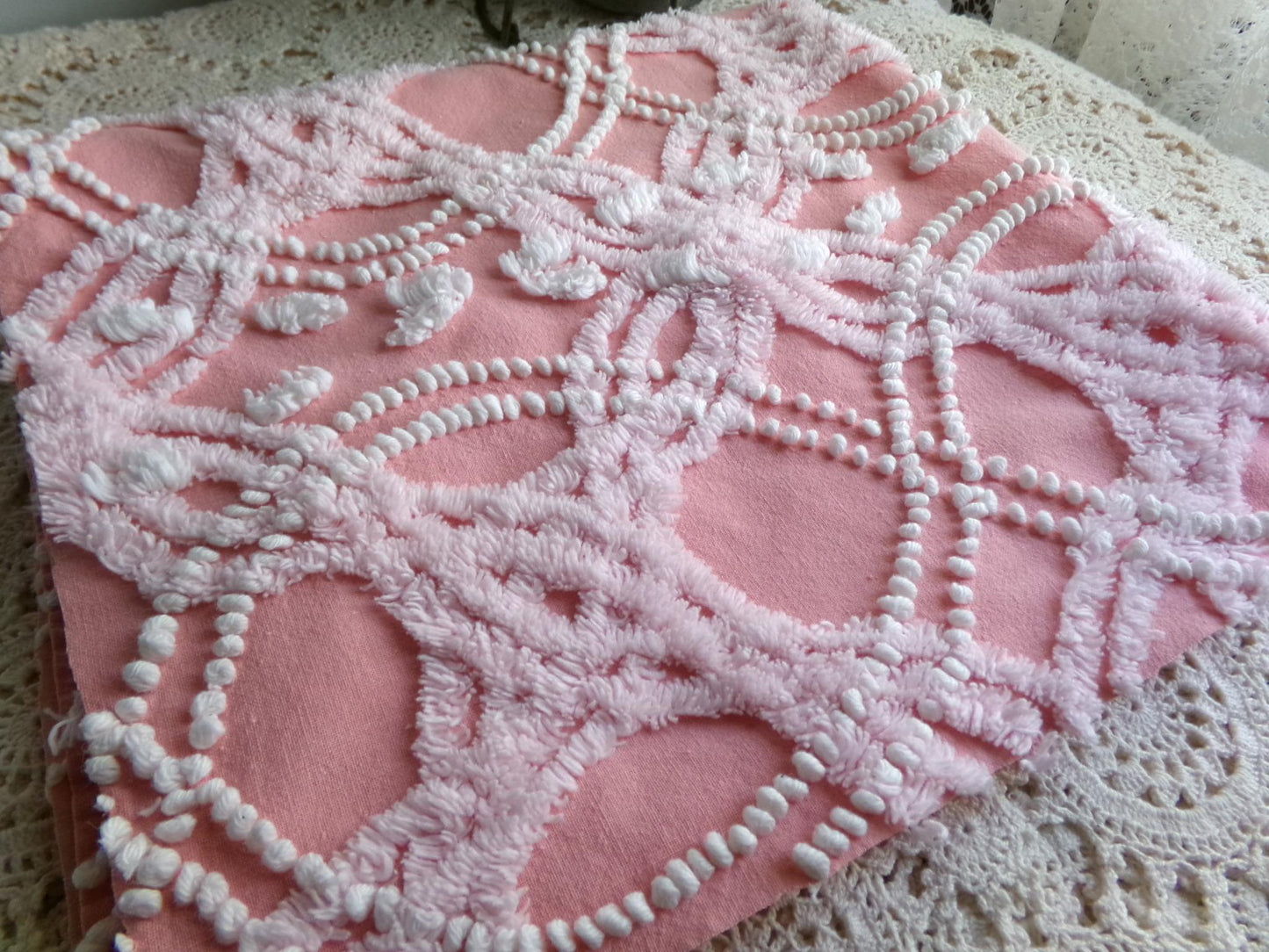 infinity links vintage chenille fabric, beautiful rose pink pearl pop design, 21" x 18" piece of cotton sewing material for pillows & quilts