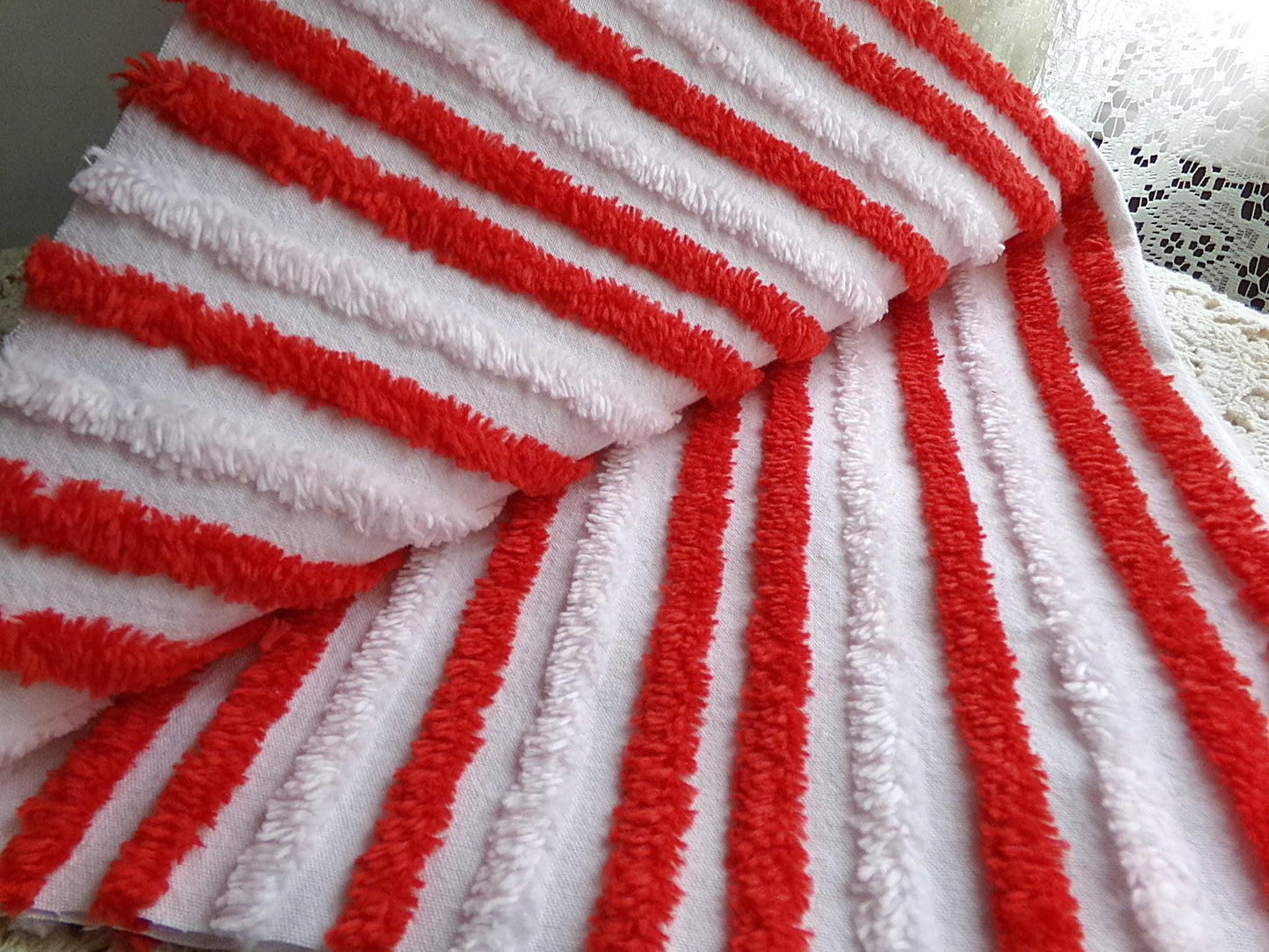 candy cane striped chenille fabric, red & white stripe vintage sewing material for Christmas stockings, holiday crafts, 18" x 24" piece