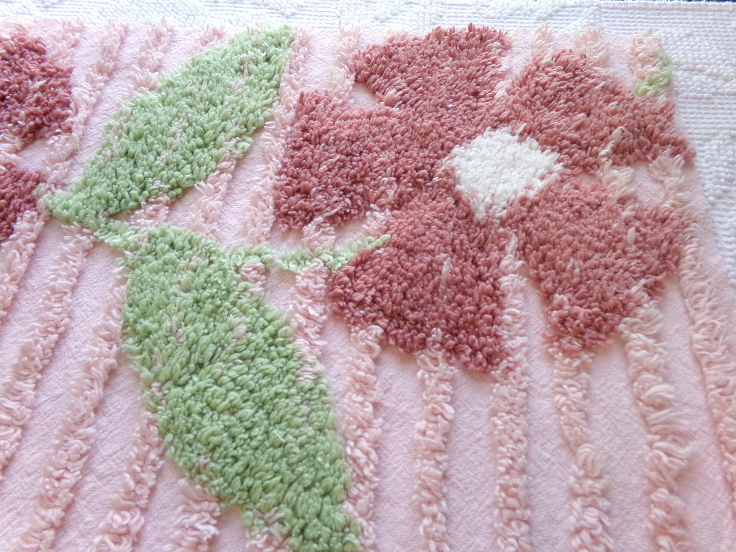 Rosy Pink Floral Vintage Chenille Fabric, Wideset Climbing Daisy Flower Design, 25" x 24" inch Piece of Cotton Sewing Material