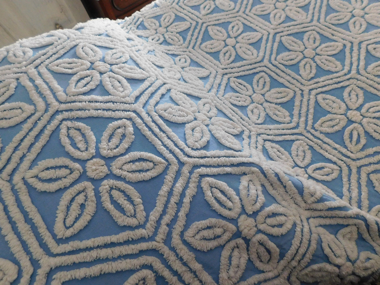 Vintage Chenille Bedspread, White Daisy Hexagon Design on Sky Blue, Full Size 1950s Geometric Design, 100% Cotton