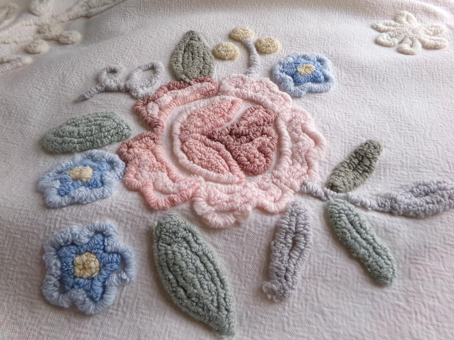 shabby chic chenille fabric, lovely needletuft rose floral design, 21" x 21" inch piece of vintage sewing material great for a pillow cover