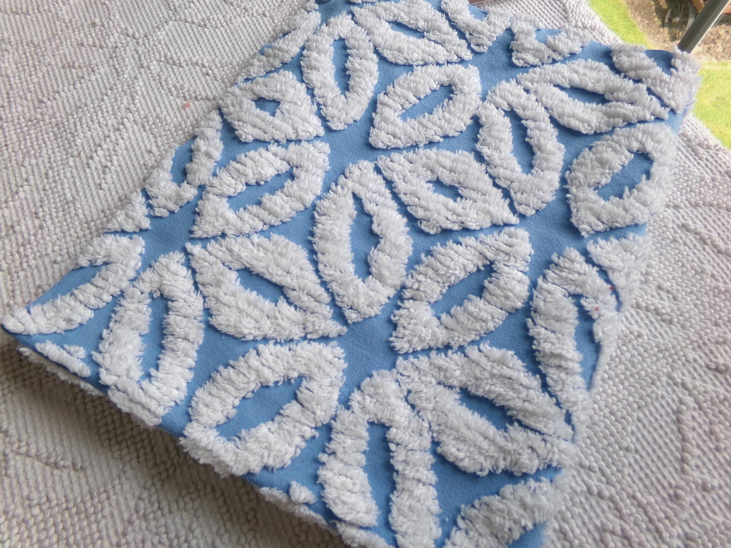 beach blue & white daisy vintage chenille fabric, classic geometric daisies, 18" x 24" piece of texturized cotton sewing material