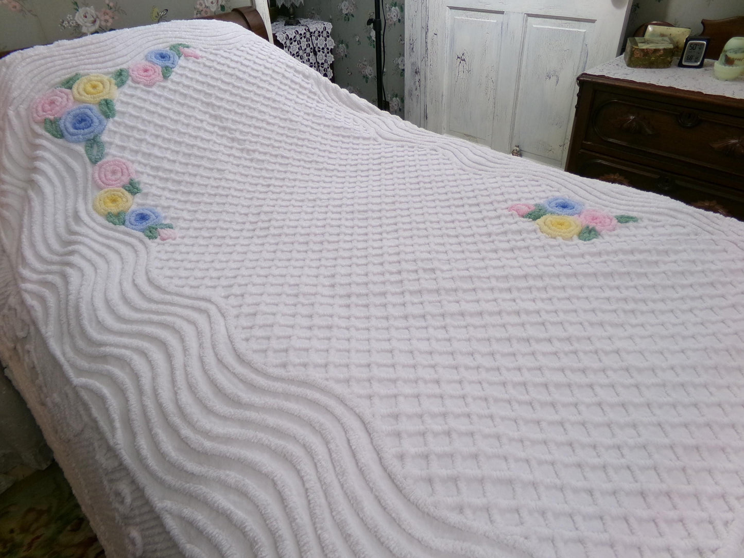 cozy vintage chenille lap blanket in simple cottage florals on white cotton, great porch throw, layering piece, small coverlet, 40"W x 57"L