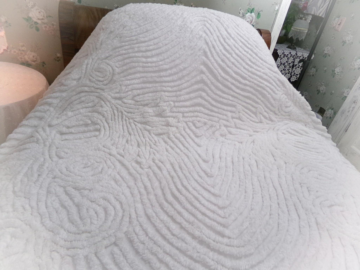 mystic shadow vintage chenille bedspread, plush white swirl designs, TWIN size farmhouse style cotton bedding