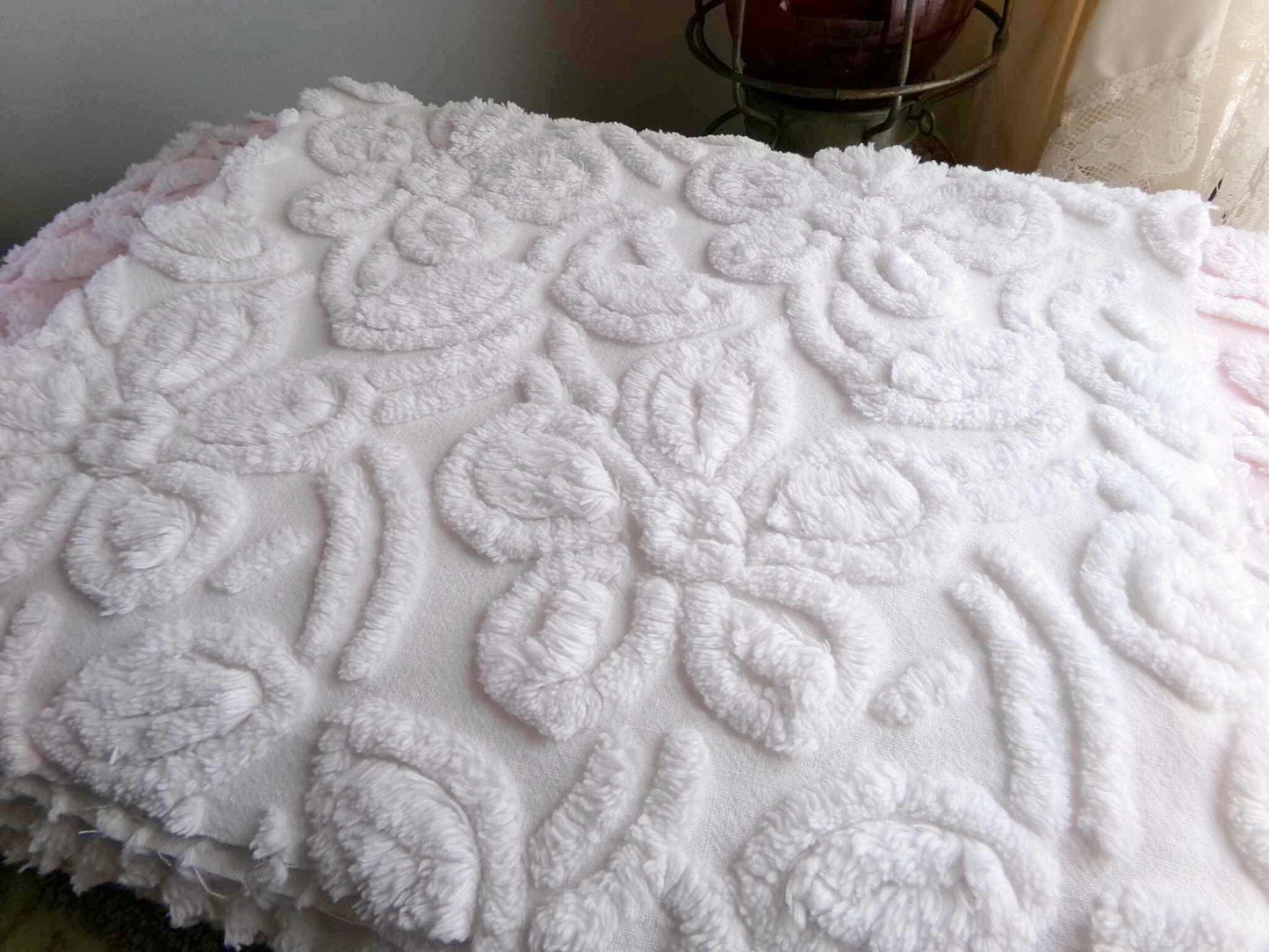 Precious Big Daisy Chenille Fabric, Vintage White Floral Cotton Sewing Material, 20" x 24" inch Piece for Quilting, Pillows & Crafts