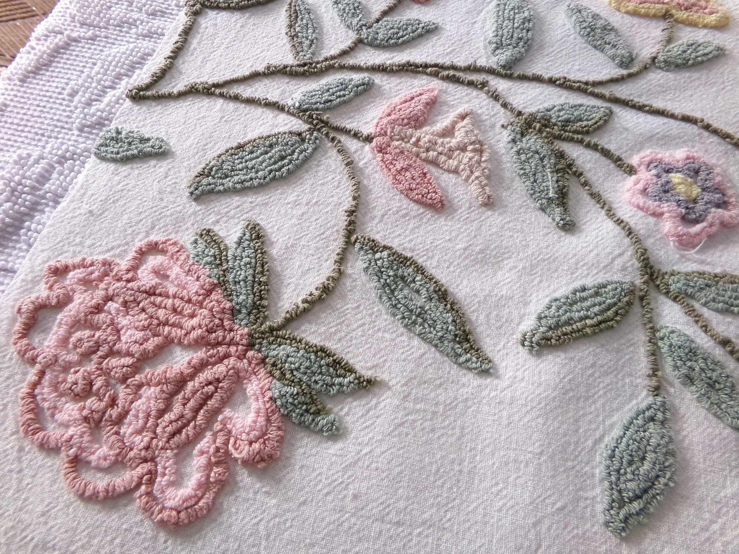Heirloom Natural Flowers Vintage Chenille Fabric, Sewing Material for quilts, pillows & crafts, 18" x 26" inch Piece
