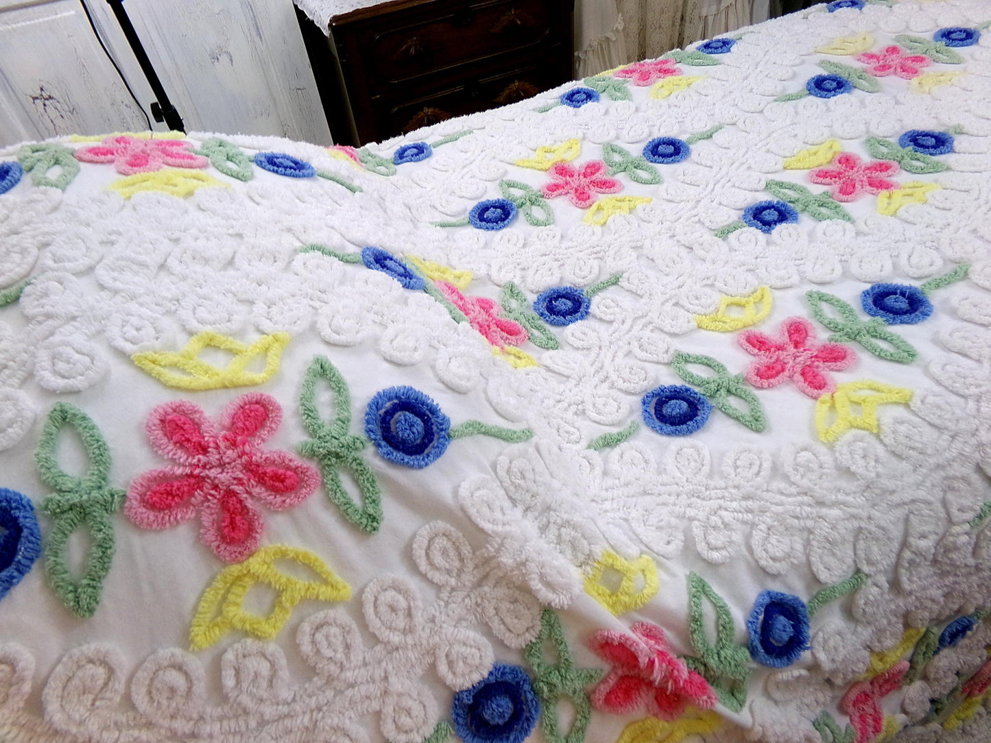 Vintage Canyon Group Chenille Bedspread: Full Size Cotton Blend Bedding, Made in USA