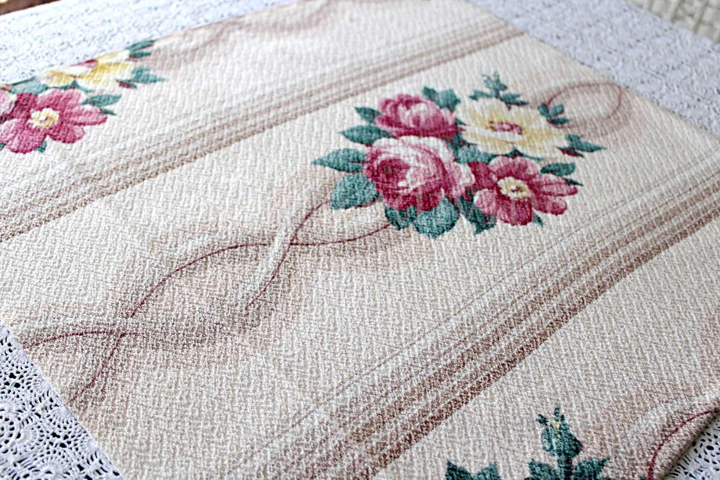 Vintage Floral Barkcloth Fabric Piece, 20.5" x 20" inches, Glencourt Style Champagne Beige, Deconstructed Curtain Panel, #2