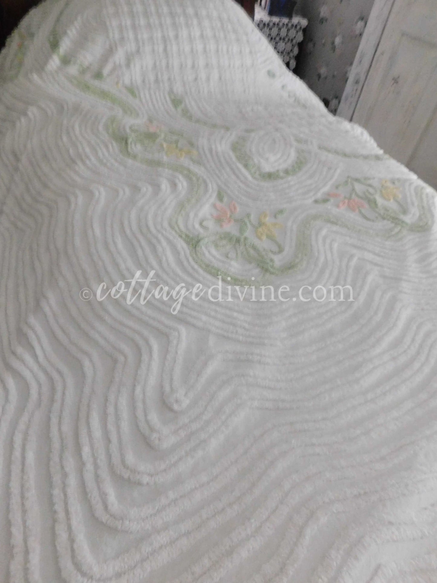 Coastal Bedding Floral White Vintage Chenille Bedspread, Full Size, Shabby Summer Cottage Style