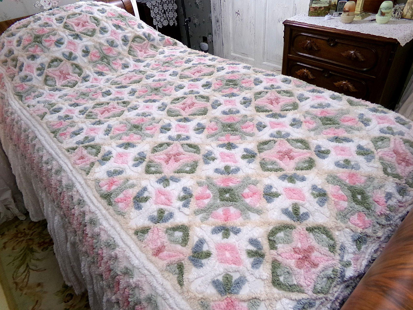 pink sea urchins twin size chenille bedspread, white cotton vintage cottage style bedding, boxed & fitted luxury design with ruffle skirt