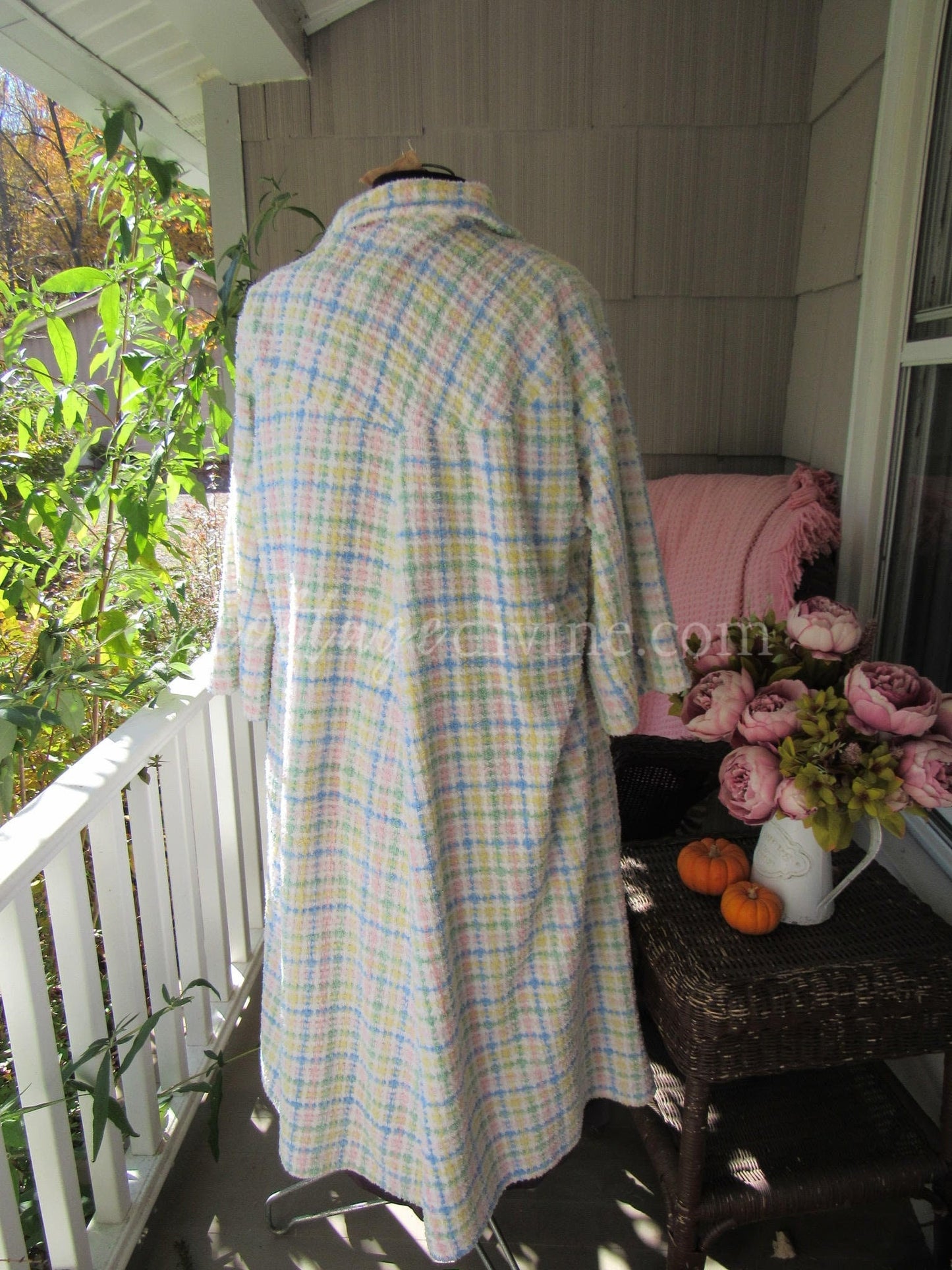 Grandma's Cozy Chenille Housecoat PLAID Vintage Chenille Robe 1960s Style Bathrobe, S/M